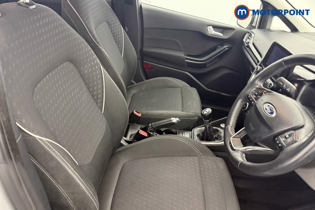 Ford Fiesta Zetec Manual Petrol Hatchback - Stock Number (1610535) - 10th supplementary image