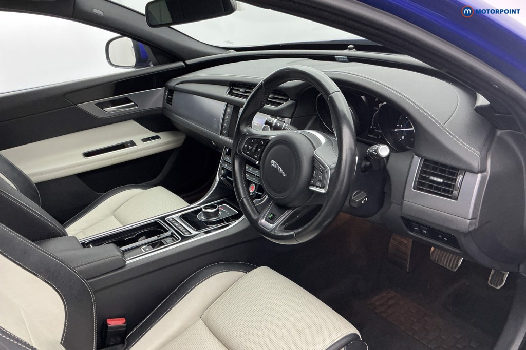 Jaguar XF R-Sport Automatic Diesel Estate - Stock Number (1610971) - 7th supplementary image