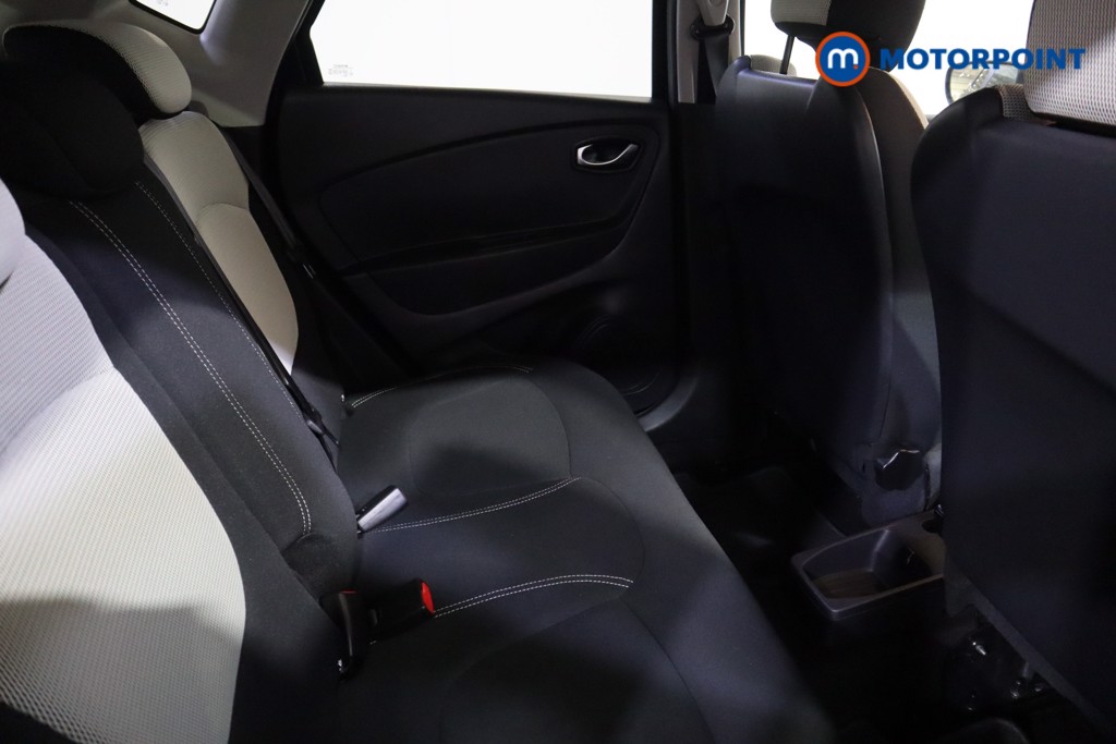 Renault Captur Iconic Automatic Diesel SUV - Stock Number (1611041) - 18th supplementary image