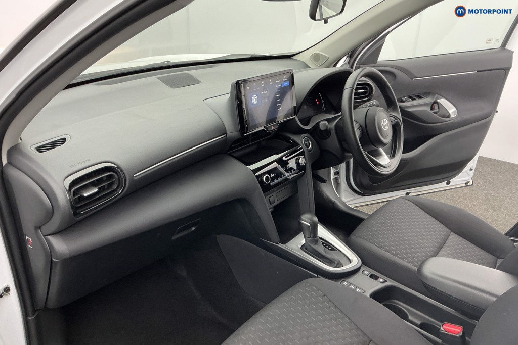 Toyota Yaris Cross Icon Automatic Petrol-Electric Hybrid Estate - Stock Number (1611692) - 8th supplementary image