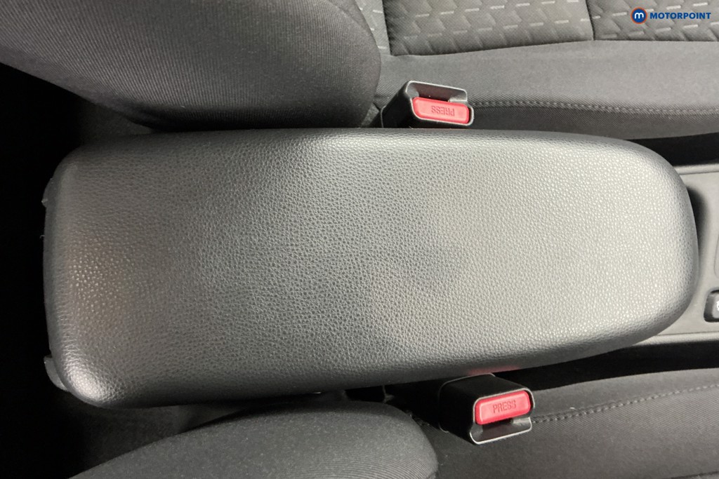 Toyota Yaris Cross Icon Automatic Petrol-Electric Hybrid Estate - Stock Number (1611692) - 13th supplementary image