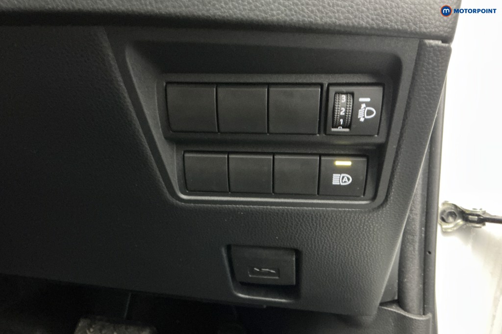 Toyota Yaris Cross Icon Automatic Petrol-Electric Hybrid Estate - Stock Number (1611692) - 21st supplementary image