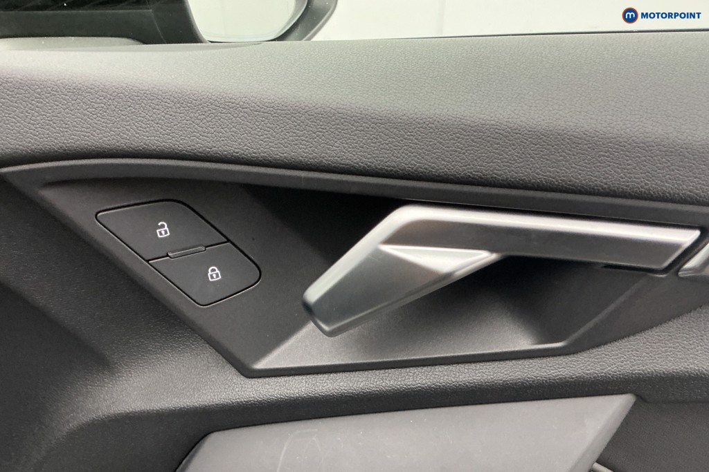 Audi A3 Black Edition Manual Petrol Hatchback - Stock Number (1612062) - 26th supplementary image