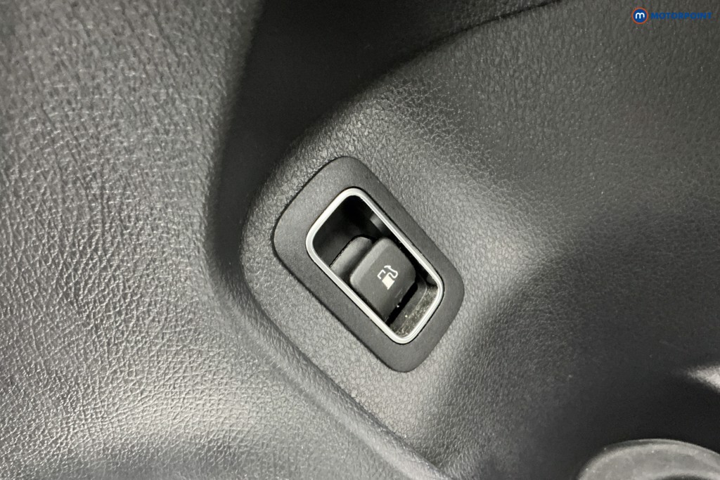 Mercedes-Benz A Class Amg Line Automatic Petrol Plug-In Hybrid Saloon - Stock Number (1612087) - 28th supplementary image