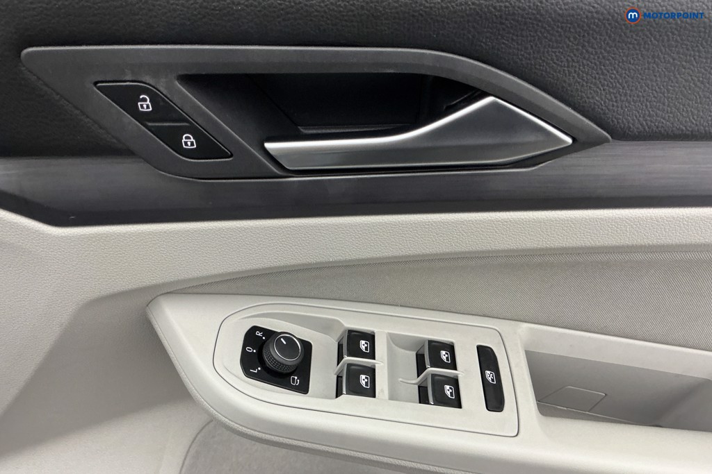 Volkswagen Golf Style Manual Petrol Hatchback - Stock Number (1612451) - 27th supplementary image