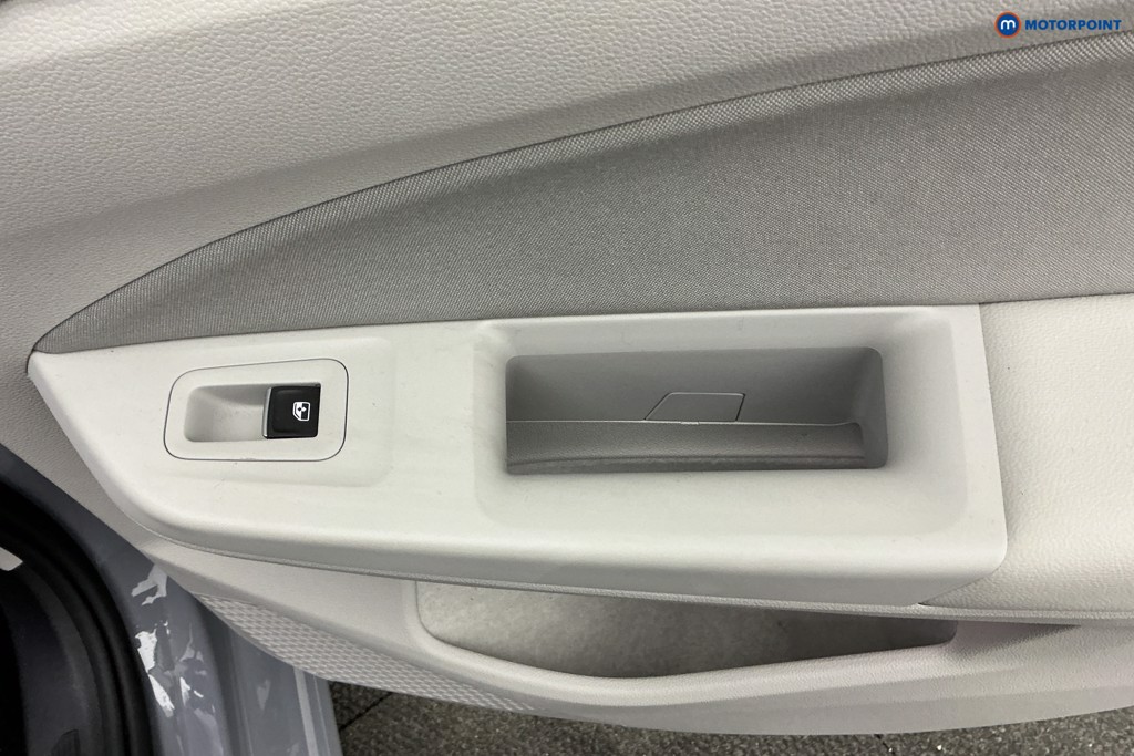 Volkswagen Golf Style Manual Petrol Hatchback - Stock Number (1612451) - 29th supplementary image