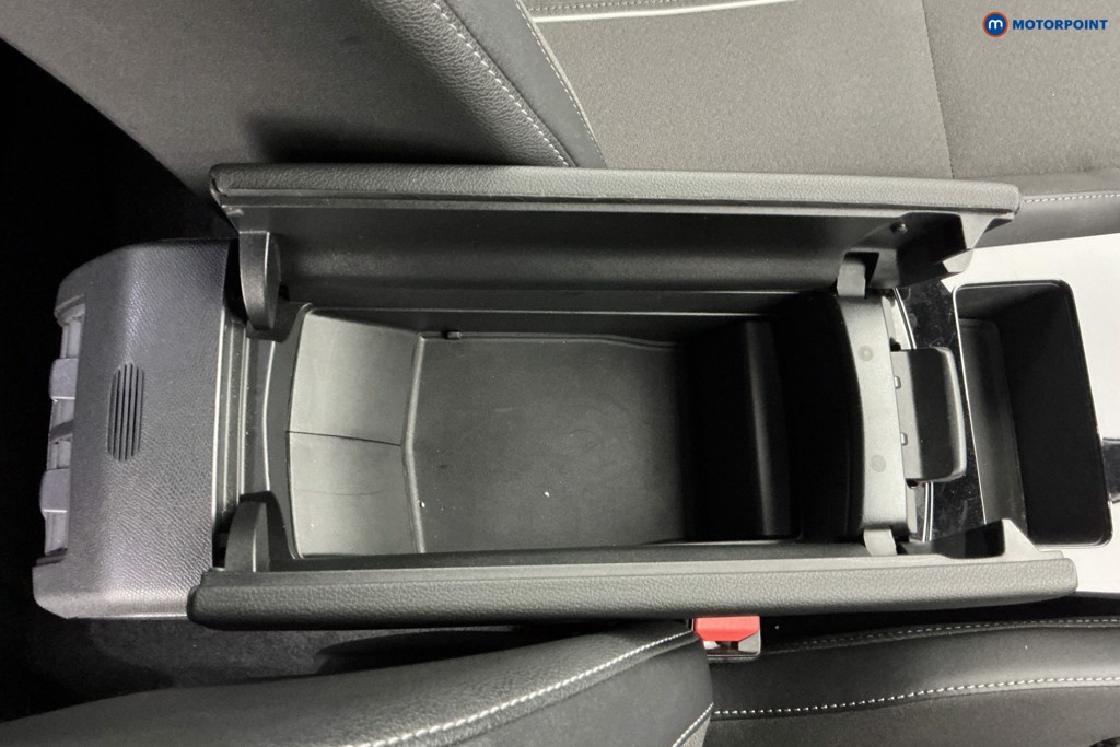 Vauxhall Astra Gs Line Automatic Petrol Plug-In Hybrid Hatchback - Stock Number (1612553) - 16th supplementary image