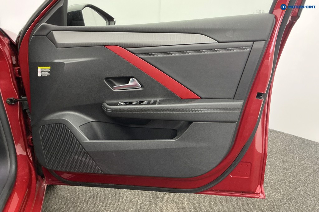 Vauxhall Astra Gs Line Automatic Petrol Plug-In Hybrid Hatchback - Stock Number (1612553) - 24th supplementary image