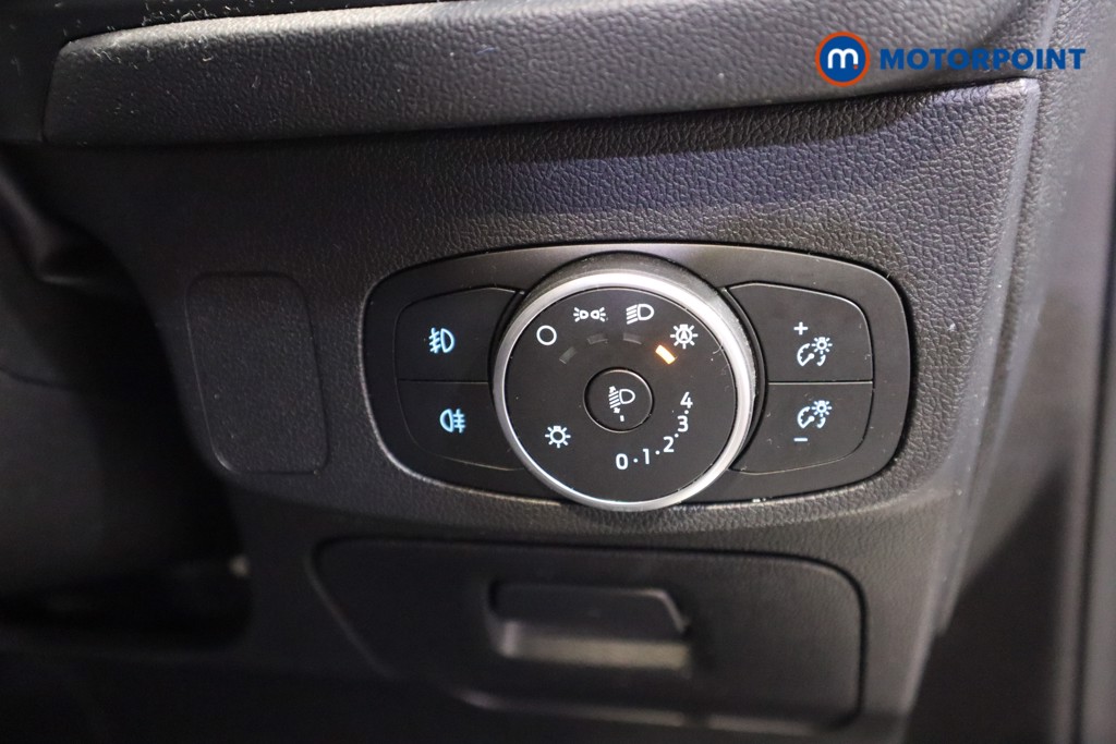 Ford Focus St-Line X Manual Petrol Hatchback - Stock Number (1612625) - 13th supplementary image