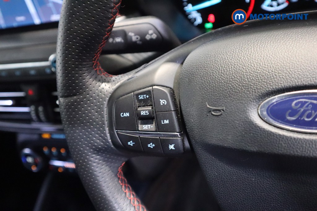 Ford Focus St-Line X Manual Petrol Hatchback - Stock Number (1612625) - 16th supplementary image