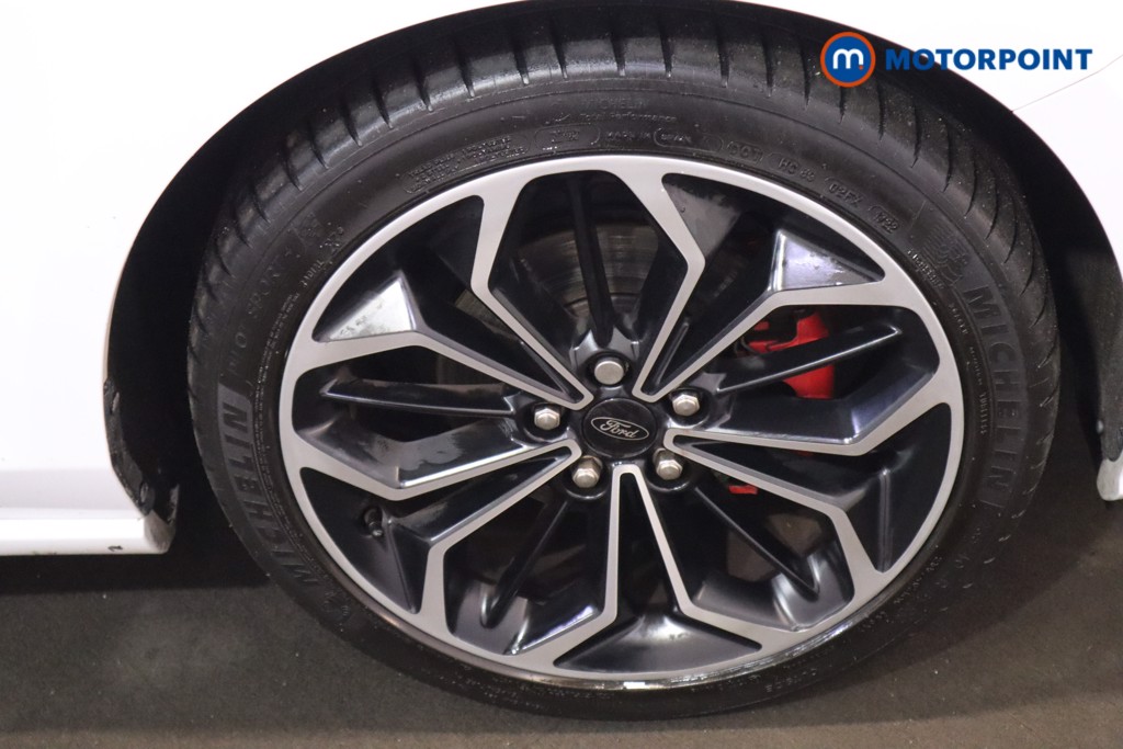 Ford Focus St-Line X Manual Petrol Hatchback - Stock Number (1612625) - 25th supplementary image