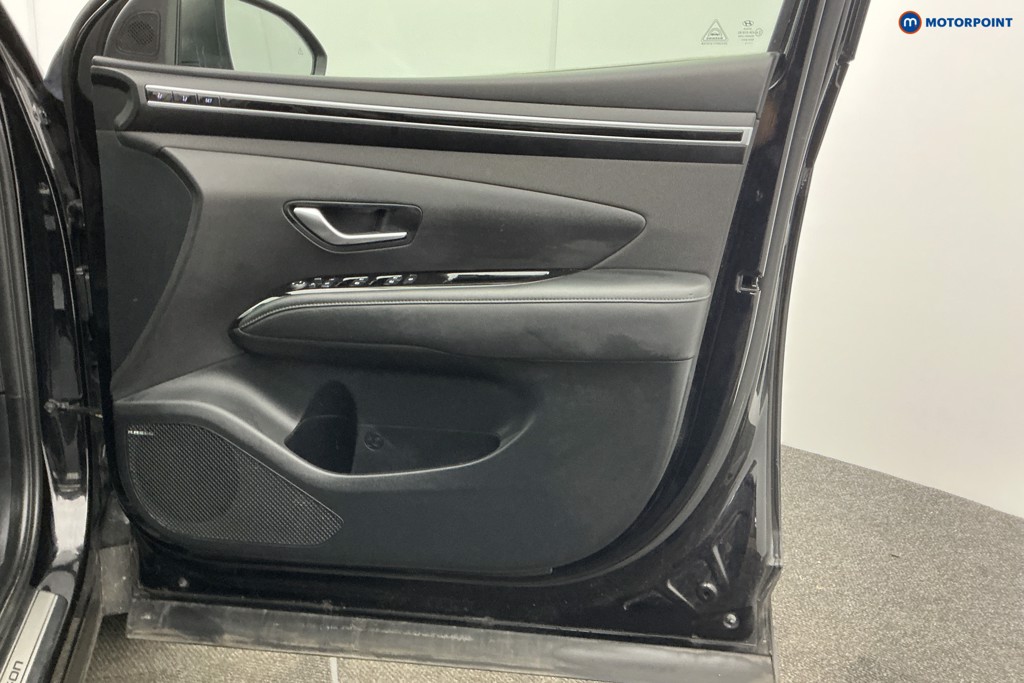 Hyundai Tucson Ultimate Manual Petrol SUV - Stock Number (1612638) - 25th supplementary image