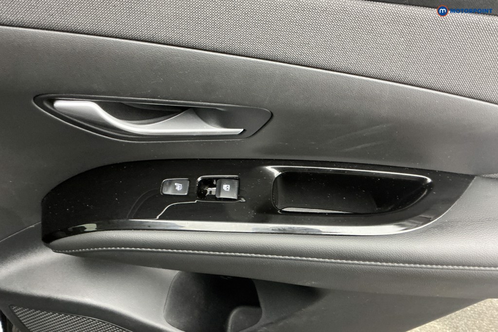 Hyundai Tucson Ultimate Manual Petrol SUV - Stock Number (1612638) - 29th supplementary image