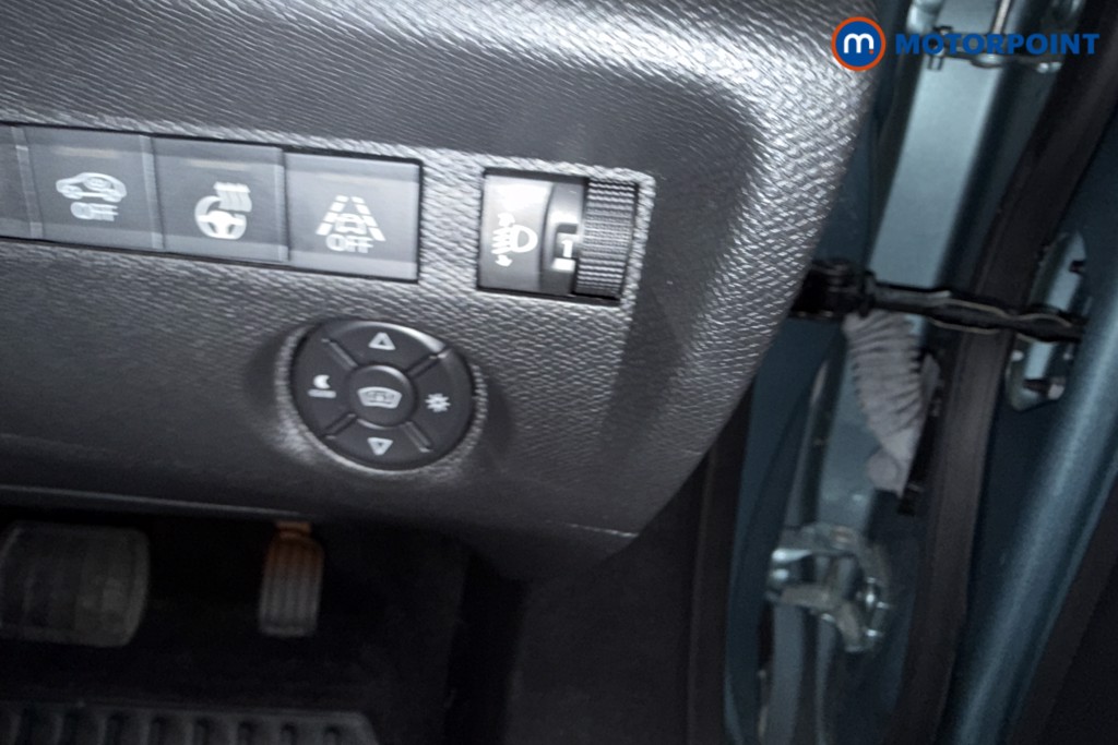 Citroen C4 Shine Plus Automatic Petrol Hatchback - Stock Number (1612847) - 13th supplementary image