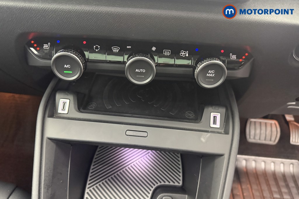 Citroen C4 Shine Plus Automatic Petrol Hatchback - Stock Number (1612847) - 18th supplementary image