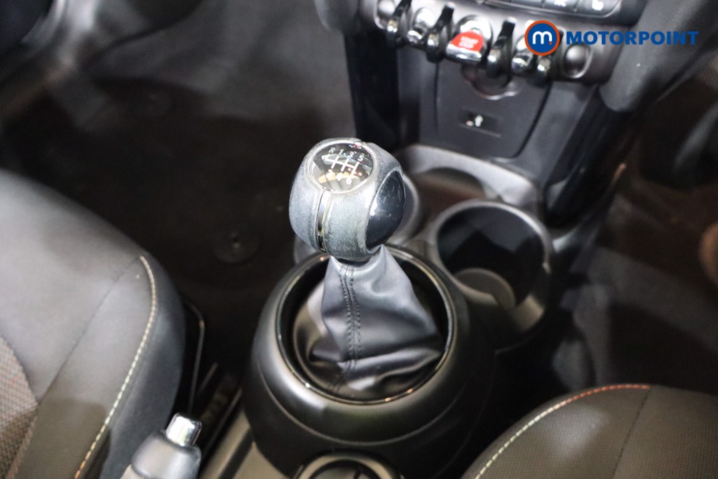 Mini Convertible Cooper Classic Manual Petrol Convertible - Stock Number (1613255) - 10th supplementary image