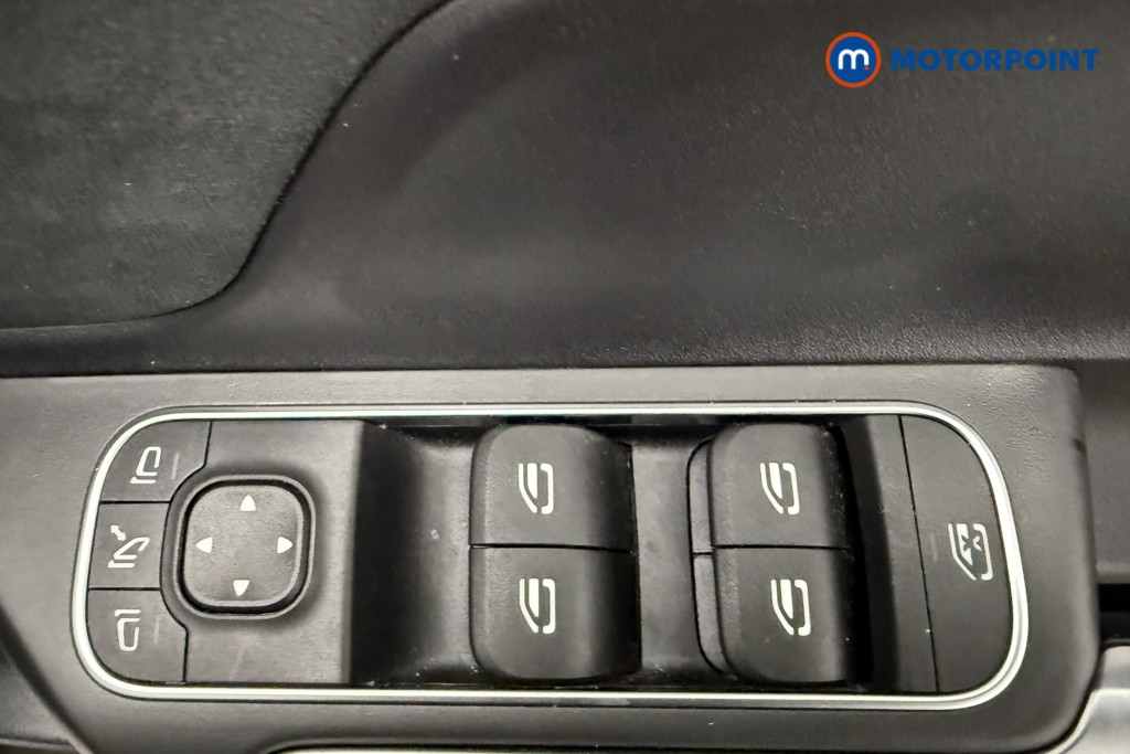 Mercedes-Benz GLB Amg Line Automatic Petrol SUV - Stock Number (1613367) - 20th supplementary image