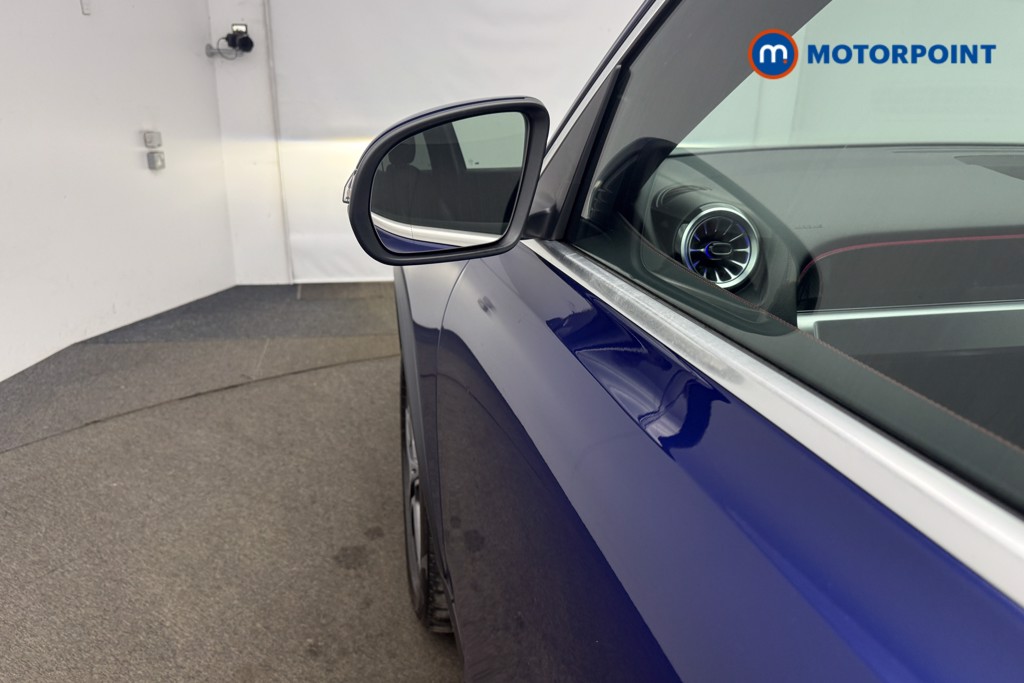 Mercedes-Benz GLB Amg Line Automatic Petrol SUV - Stock Number (1613367) - 32nd supplementary image