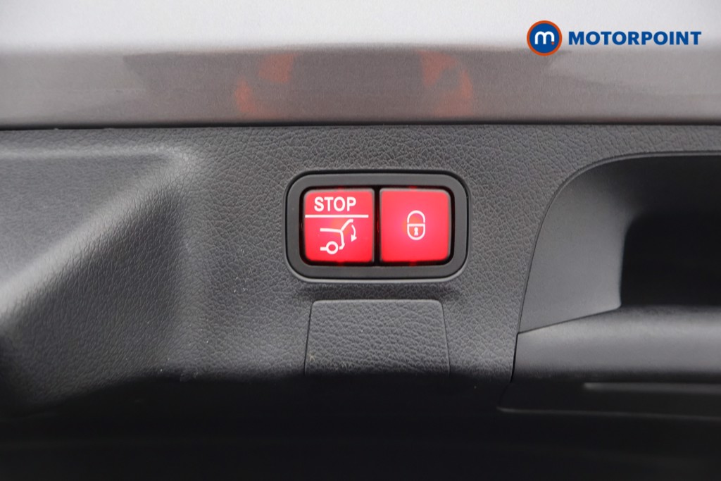 Mercedes-Benz CLA Amg Line Automatic Petrol Plug-In Hybrid Estate - Stock Number (1613542) - 34th supplementary image