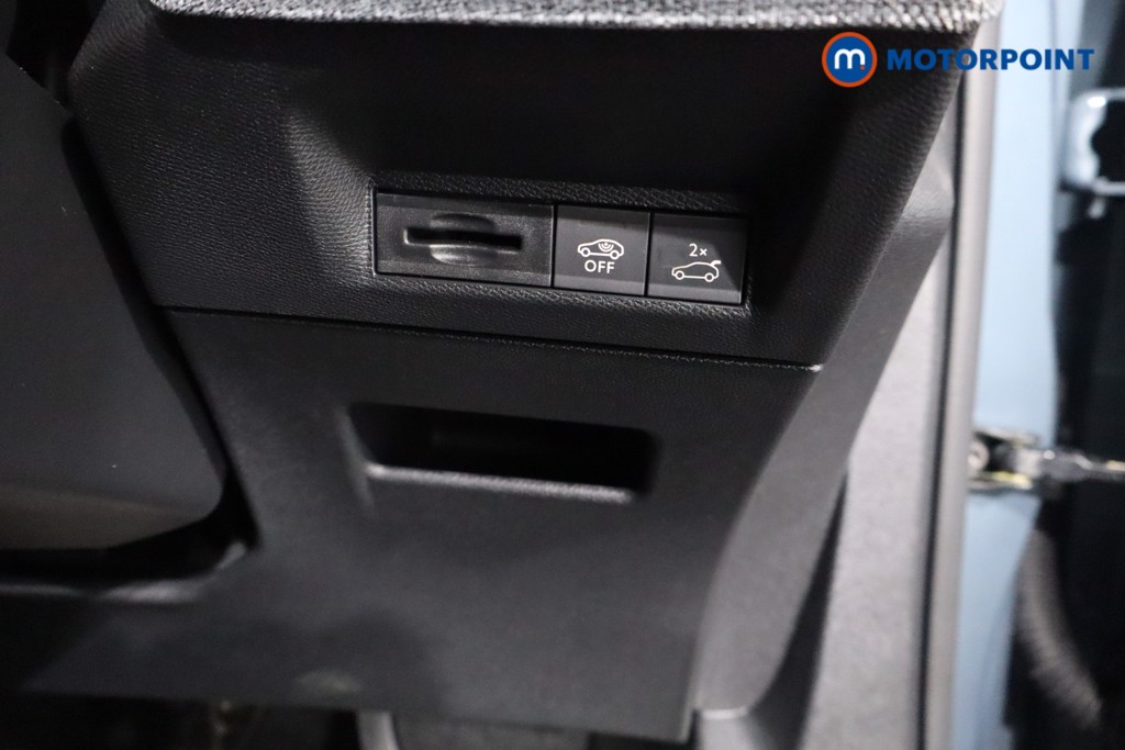 Peugeot 5008 GT Automatic Petrol SUV - Stock Number (1613657) - 22nd supplementary image