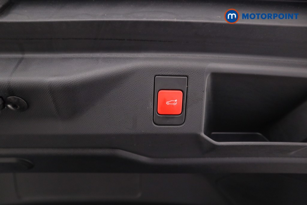 Peugeot 5008 GT Automatic Petrol SUV - Stock Number (1613689) - 25th supplementary image