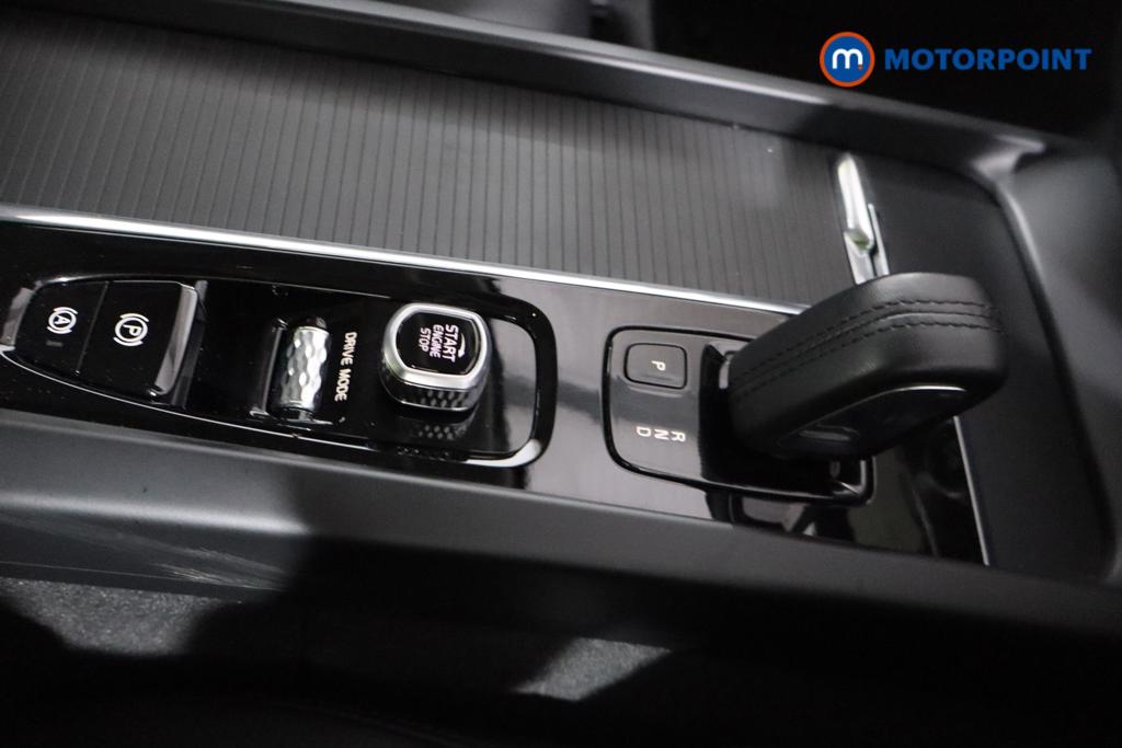Volvo V60 Momentum Automatic Petrol Estate - Stock Number (1613838) - 3rd supplementary image