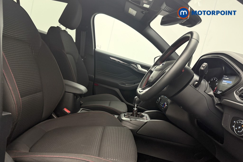 Ford Focus St-Line Edition Manual Petrol Hatchback - Stock Number (1614382) - 8th supplementary image