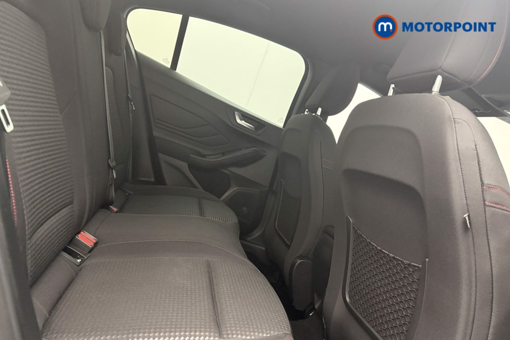 Ford Focus St-Line Edition Manual Petrol Hatchback - Stock Number (1614382) - 9th supplementary image