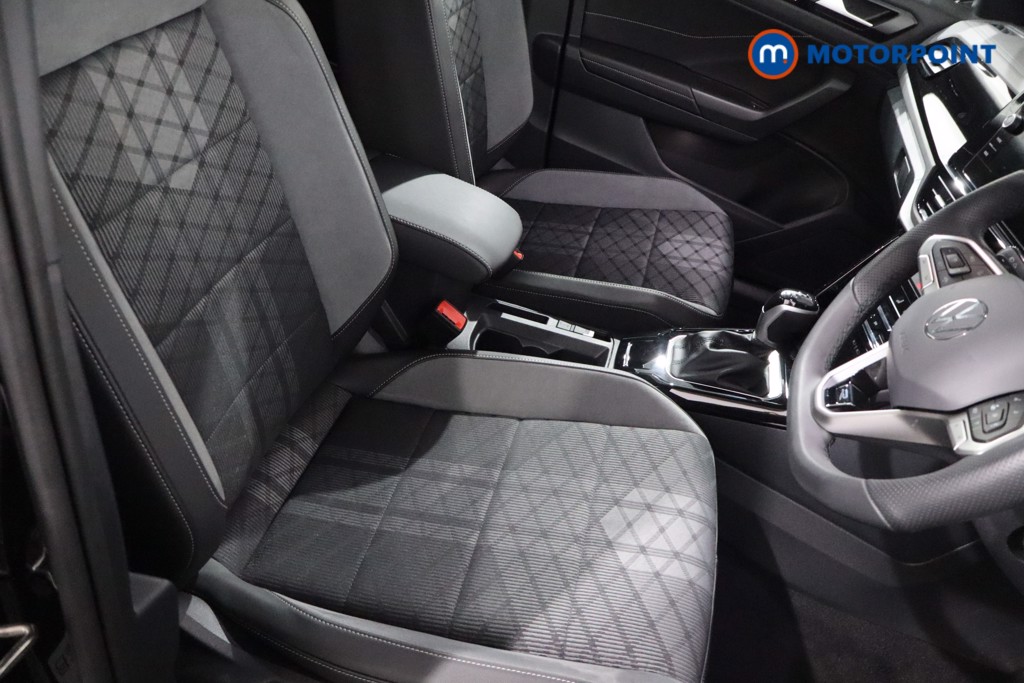 Volkswagen T-Roc Black Edition Automatic Petrol SUV - Stock Number (1614645) - 25th supplementary image