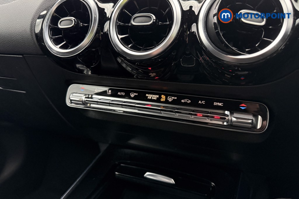 Mercedes-Benz GLA Sport Automatic Petrol SUV - Stock Number (1614893) - 13th supplementary image