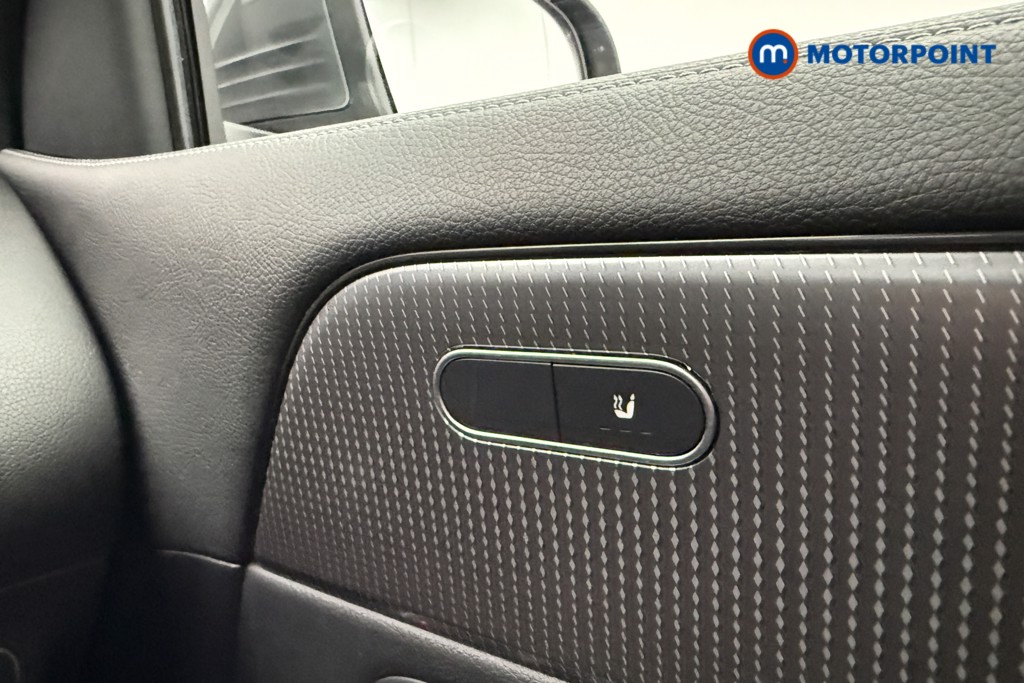 Mercedes-Benz GLA Sport Automatic Petrol SUV - Stock Number (1614893) - 18th supplementary image