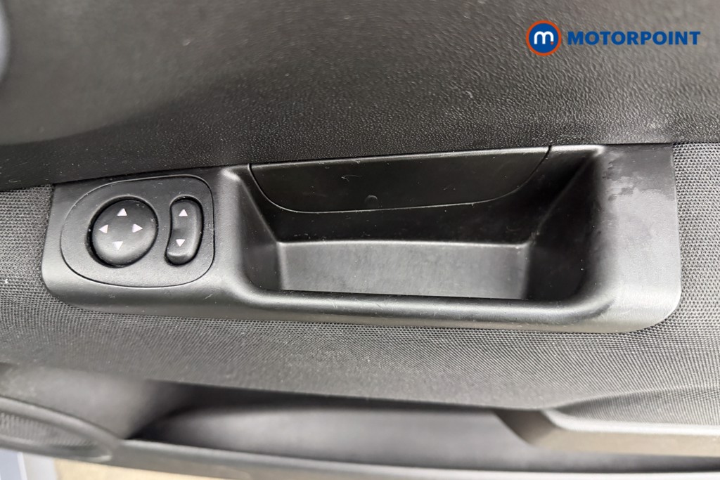 Abarth 595 Competizione Manual Petrol Hatchback - Stock Number (1614990) - 17th supplementary image