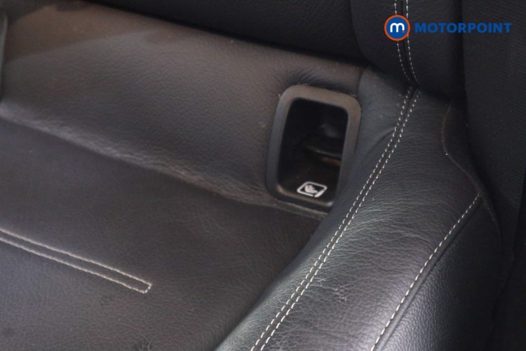 Mercedes-Benz CLA Amg Line Automatic Petrol Coupe - Stock Number (1615456) - 21st supplementary image