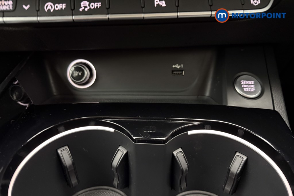 Audi A4 Black Edition Automatic Petrol Estate - Stock Number (1615491) - 15th supplementary image