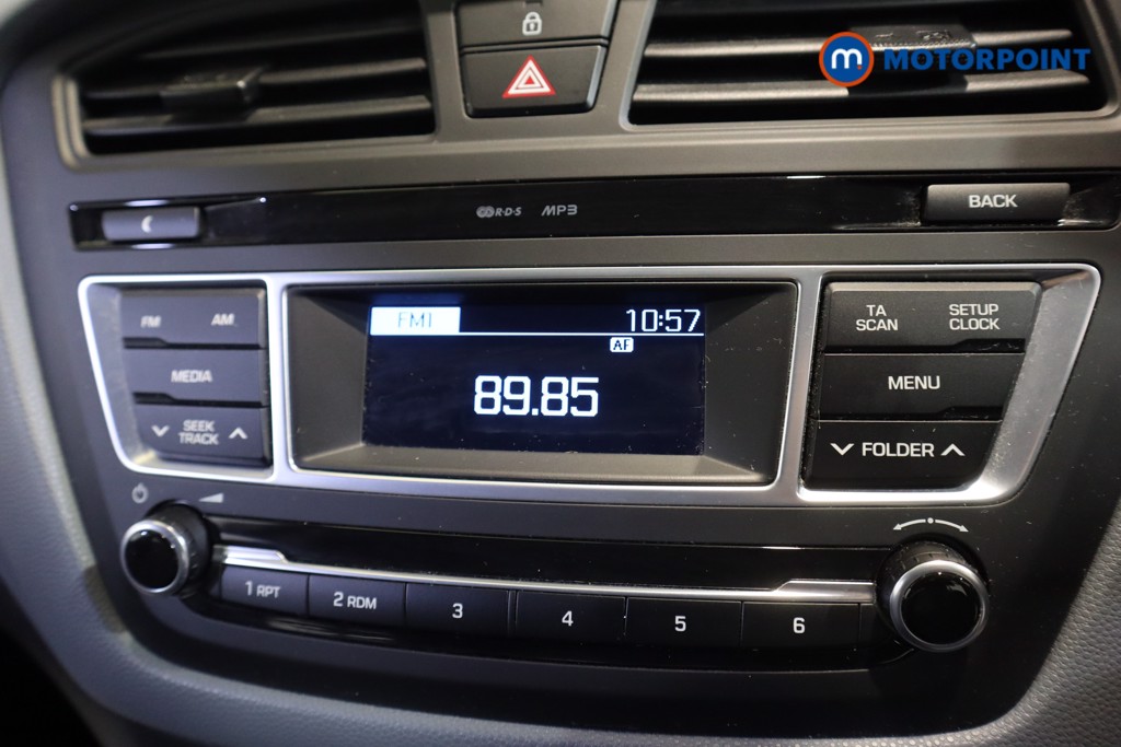 Hyundai I20 S Air Manual Petrol Hatchback - Stock Number (1615727) - 2nd supplementary image