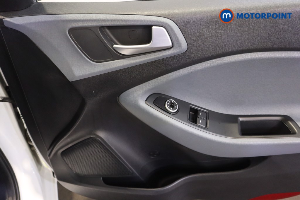 Hyundai I20 S Air Manual Petrol Hatchback - Stock Number (1615727) - 10th supplementary image
