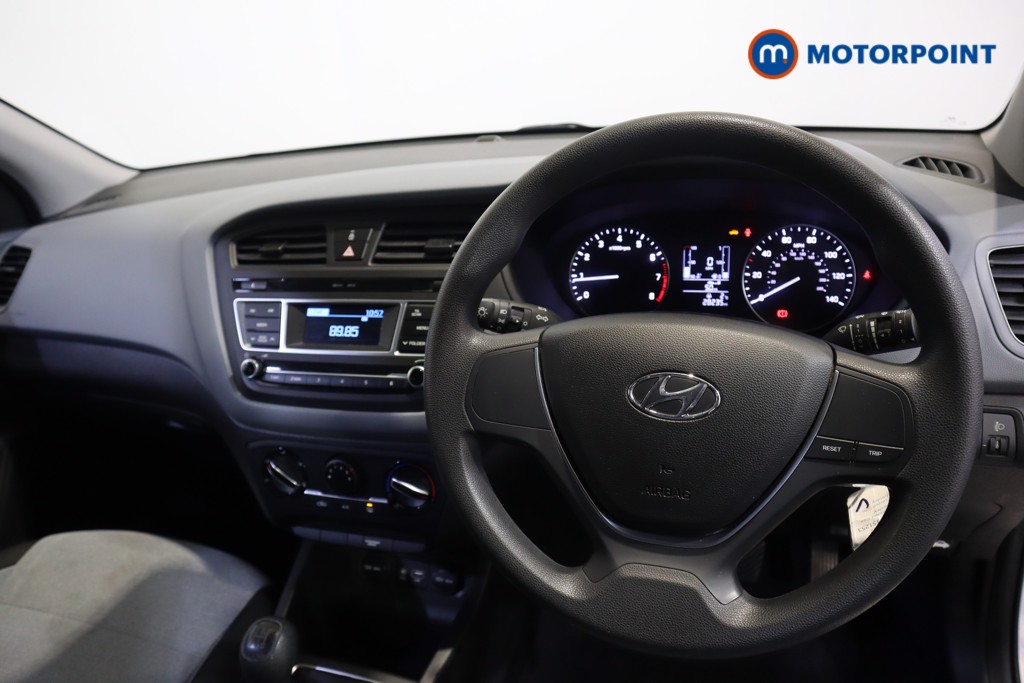 Hyundai I20 S Air Manual Petrol Hatchback - Stock Number (1615727) - 1st supplementary image