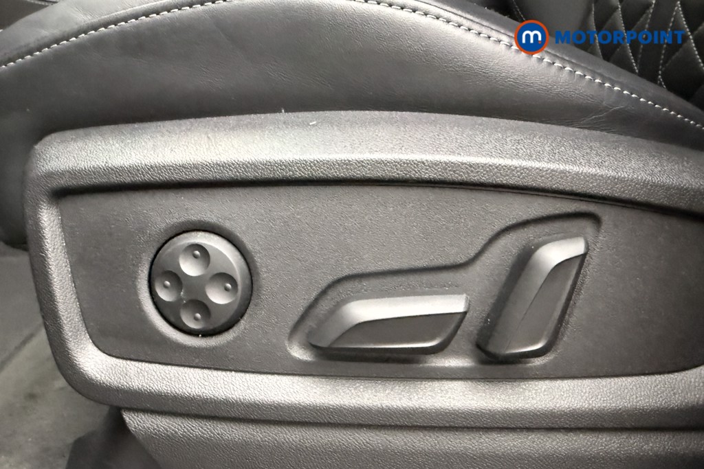 Audi Q5 Edition 1 Automatic Petrol SUV - Stock Number (1615813) - 19th supplementary image