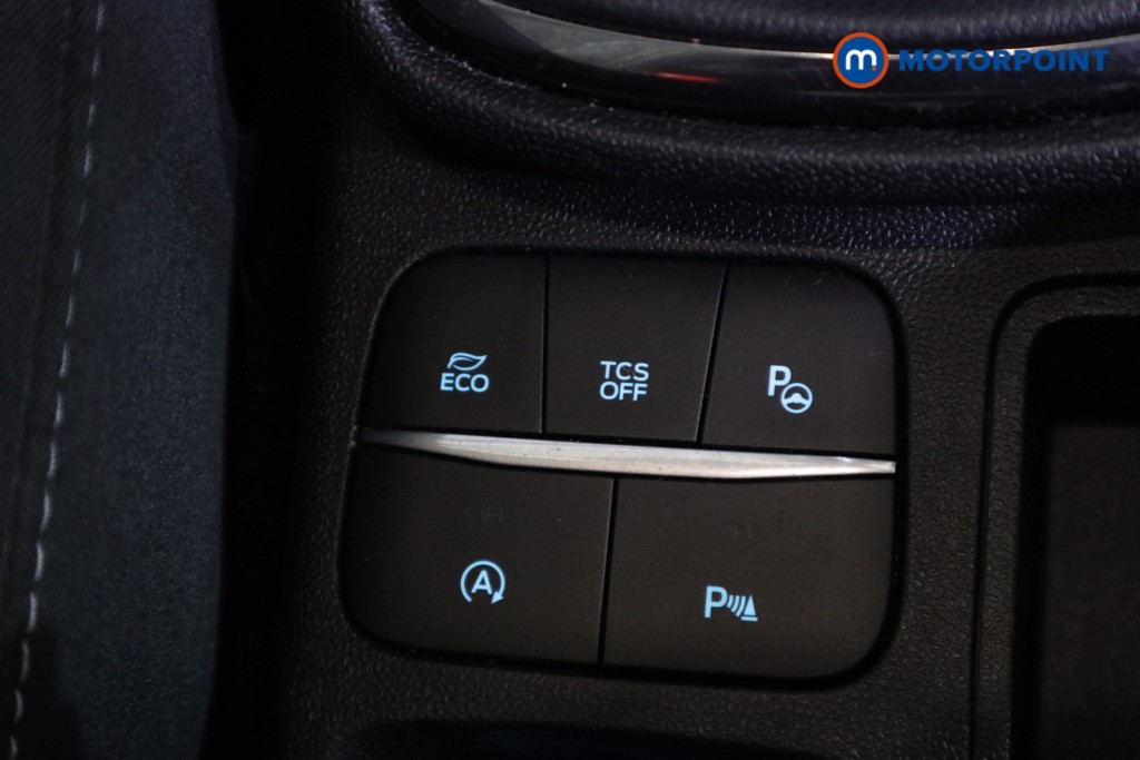 Ford Fiesta Titanium Manual Petrol Hatchback - Stock Number (1615906) - 11th supplementary image