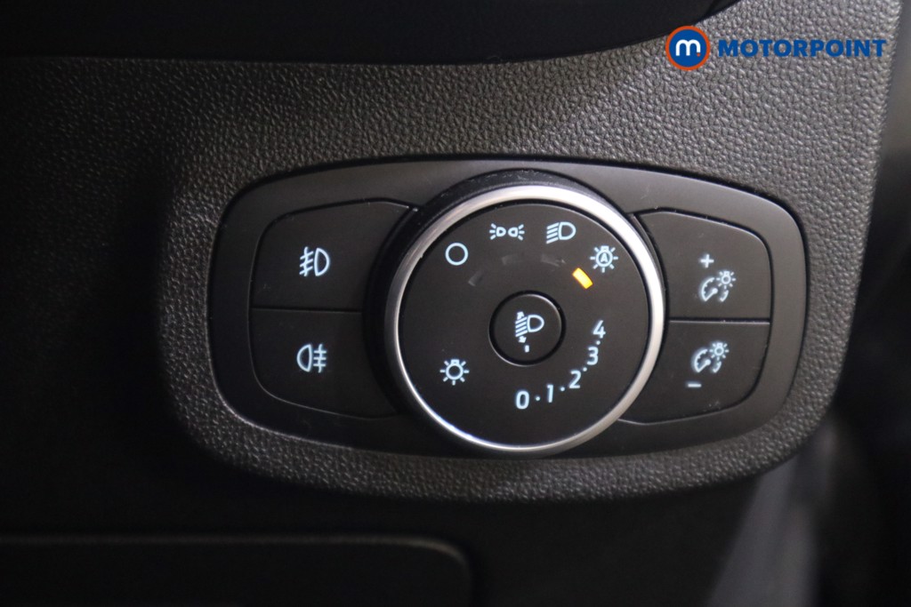 Ford Fiesta Titanium Manual Petrol Hatchback - Stock Number (1615906) - 12th supplementary image