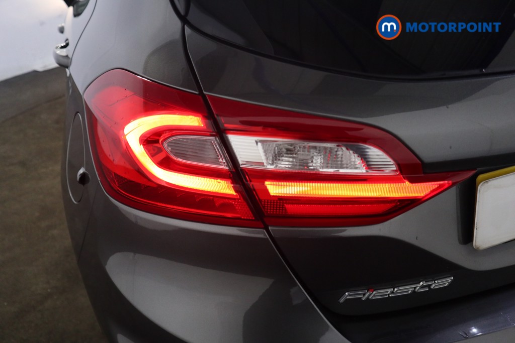 Ford Fiesta Titanium Manual Petrol Hatchback - Stock Number (1615906) - 25th supplementary image