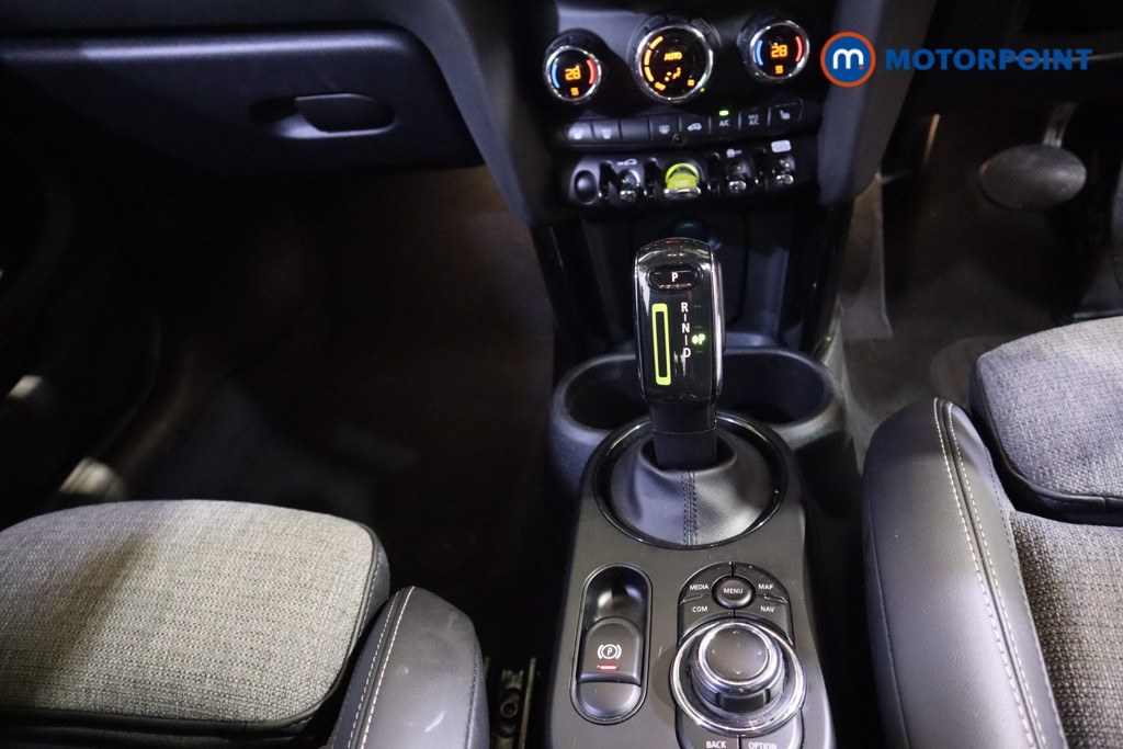 Mini Hatchback Cooper S Level 2 Automatic Electric Hatchback - Stock Number (1615945) - 8th supplementary image