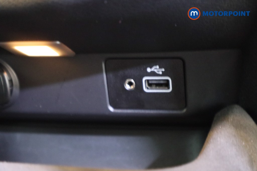 Nissan Juke Tekna-Plus Automatic Petrol SUV - Stock Number (1615974) - 9th supplementary image