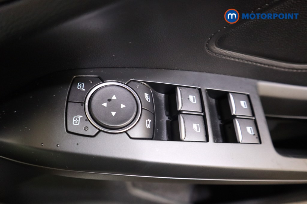 Ford Focus Titanium Automatic Petrol Hatchback - Stock Number (1616237) - 15th supplementary image