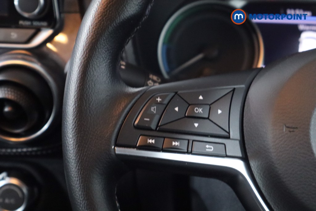 Nissan Juke N-Connecta Automatic Petrol-Electric Hybrid SUV - Stock Number (1616315) - 7th supplementary image