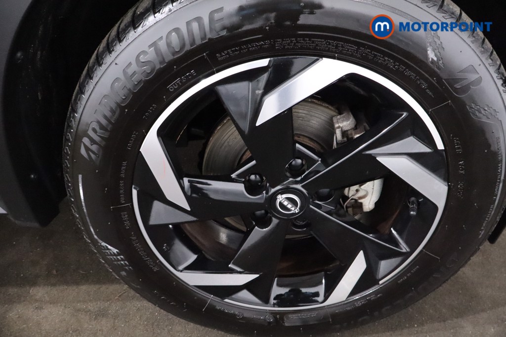 Nissan Juke N-Connecta Automatic Petrol-Electric Hybrid SUV - Stock Number (1616315) - 10th supplementary image