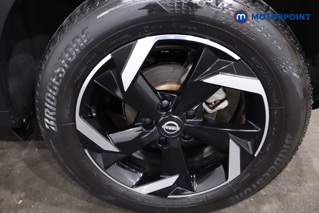 Nissan Juke N-Connecta Automatic Petrol-Electric Hybrid SUV - Stock Number (1616315) - 12th supplementary image