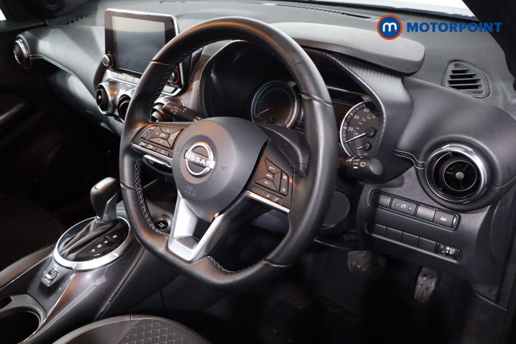 Nissan Juke N-Connecta Automatic Petrol-Electric Hybrid SUV - Stock Number (1616315) - 23rd supplementary image