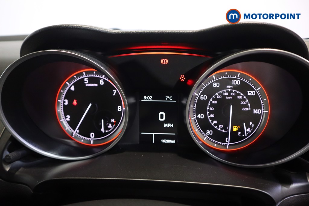 Suzuki Swift Sz-L Manual Petrol Hatchback - Stock Number (1616399) - 4th supplementary image