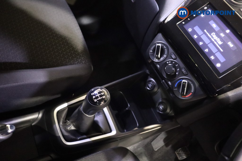 Suzuki Swift Sz-L Manual Petrol Hatchback - Stock Number (1616399) - 7th supplementary image